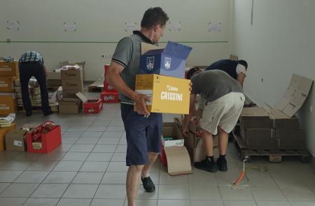 DONACIJA PREHRAMBENIH IZDELKOV ZA GASILCE - Foto- Tine Šubic_25